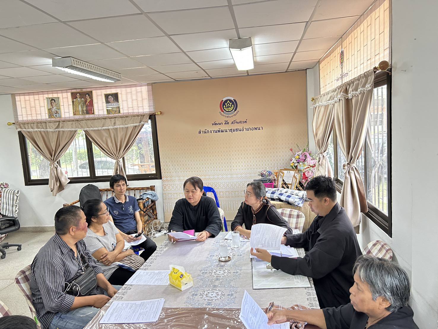 จังหวัดอำนาจเจริญ ลงพื้นที่เชิงรุก หนุนผู้ประกอบการ OTOP ลงทะเบียนคนละครึ่ง พลัส!!