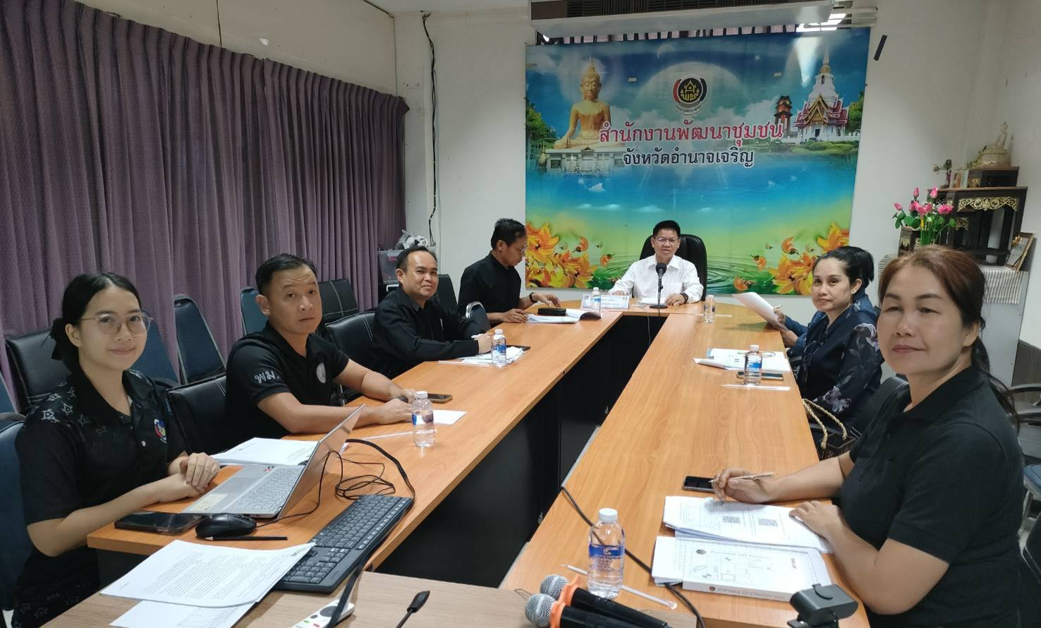 พช.อำนาจเจริญ : ประชุมย่อยบูรณาการให้ความช่วยเหลือครัวเรือนยากจนเป้าหมายตามระบบ TPMAP ปี 2568 และครัวเรือนยากจนเป้าหมายเพิ่มเติม ร่วมกับพัฒนาสังคมและความมั่นคงของมนุษย์จังหวัดอำนาจเจริญ มิติมาตรฐานความเป็นอยู่