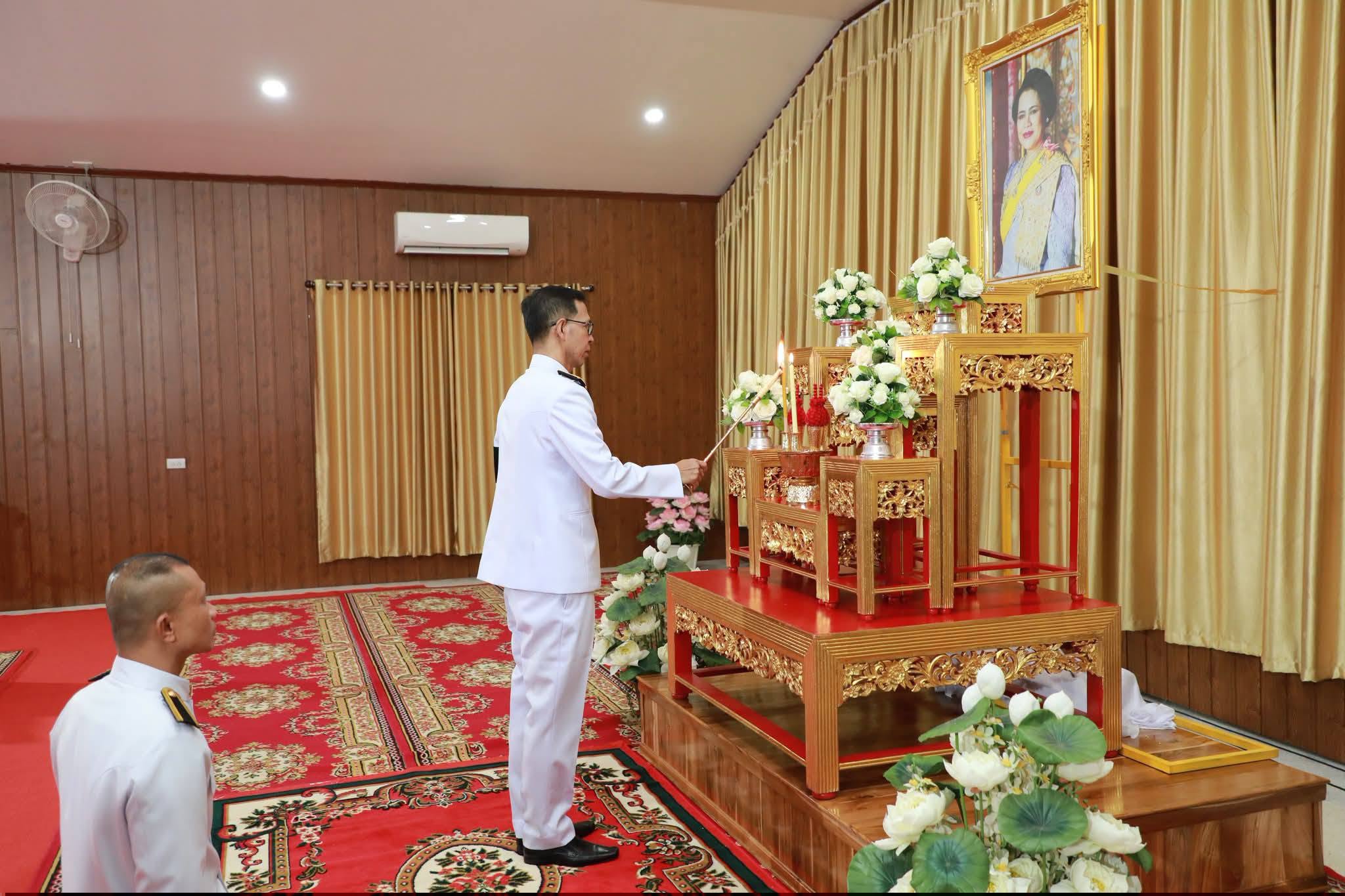 พช.อำนาจเจริญ : ร่วมพิธีสวดพระพุทธมนต์และทำบุญตักบาตรถวายพระราชกุศล ณ วัดสำราญนิเวศ (พระอารามหลวง) อำเภอเมืองอำนาจเจริญ เนื่องในวันคล้ายวันพระราชสมภพสมเด็จพระนางเจ้าสิริกิติ์ พระบรมราชินีนาถ พระบรมราชชนนีพันปีหลวง และวันแม่แห่งชาติ 12 สิงหาคม 2569